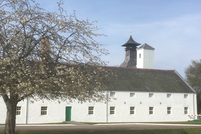 Full-Day Private Speyside Malt Whisky Trail Tour from Grantown-on-Spey - Cragganmore: an efficient first taste of Speyside