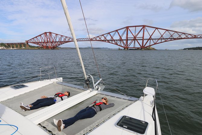 Full Day Sailing Trip - Passing Inchgarvie and Inchcolm Island