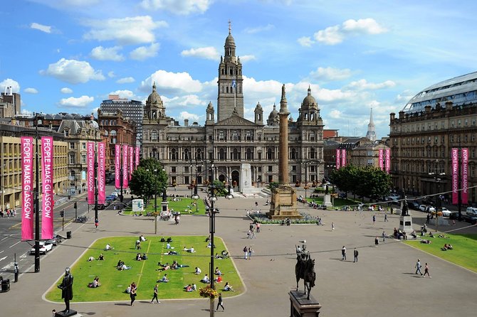 Glasgow Airport Transfer: Glasgow Airport GLA to Glasgow City in Luxury Van - The 25-Minute Ride Into Glasgow