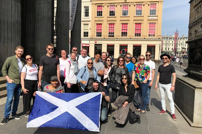 Glasgow City Centre Walking Tour with Local Guide - Looking up at the City Chambers