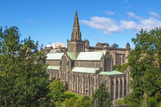 Glasgow City Centre Walking Tour with Local Guide - What the guides add to the experience