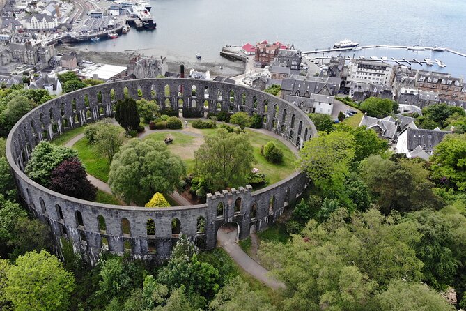 Glasgow: Glencoe & Oban Privately Guided Day Tour in Luxury MPV - Glencoe brings scenery and painful history