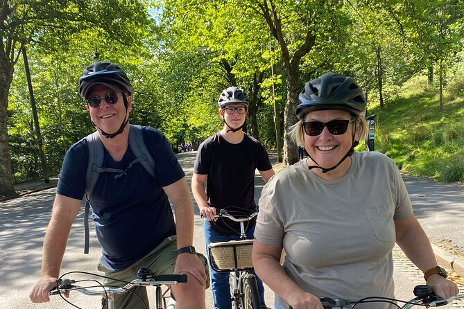 Glasgow Highlights Bike or Ebike Tour - Kelvin Hall and Kelvingrove Museum