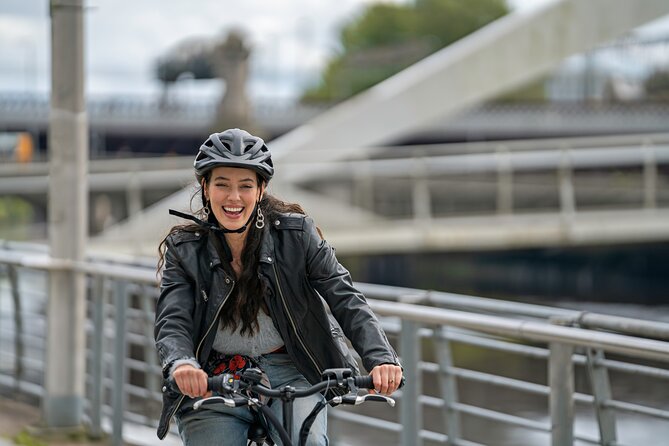 Glasgow Private Bike Tour: Highlights & Hidden Gems - Why Glasgow Works So Well by Bicycle