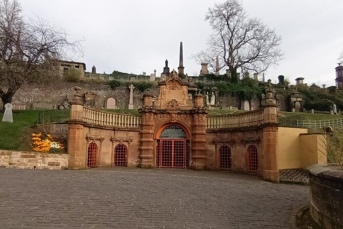 Glasgow Private Self-Guided Tour - George Square and the civic heart
