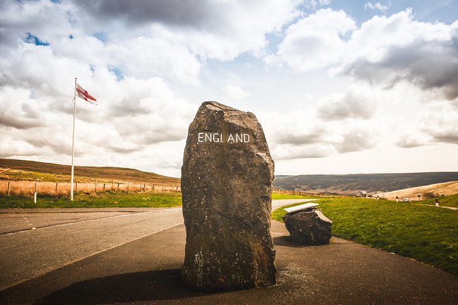Hadrian's Wall & The Borders Tour from Edinburgh Incl. Admission - Vindolanda explains how Romans lived on the frontier