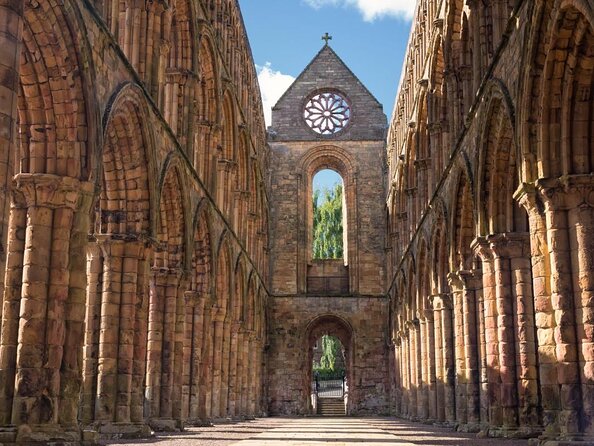 Hadrian's Wall & The Borders Tour from Edinburgh Incl. Admission - Birdoswald adds another Roman fort viewpoint