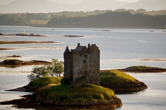 Highland Lochs & Castles Tour to Oban & Glencoe - Luss and the first look at Loch Lomond
