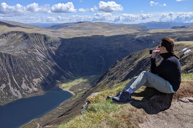 Hiking Adventure to Ben Macdui Scotland - From Cairngorm Mountain Resort to the high plateau