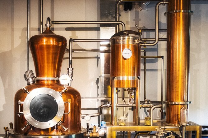Holyrood Distillery Gin Tasting Experience - Holyrood’s Scottish juniper experiment