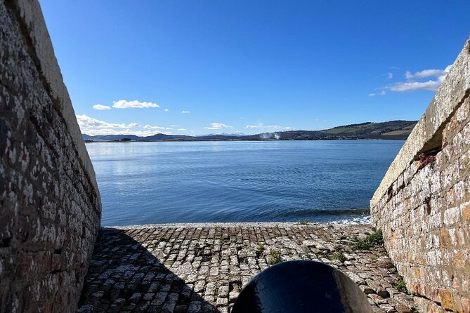 Invergordon Private Tour: Fort George, Cawdor Castle & Loch Ness - James Pringle Weavers: useful shopping and a practical food stop