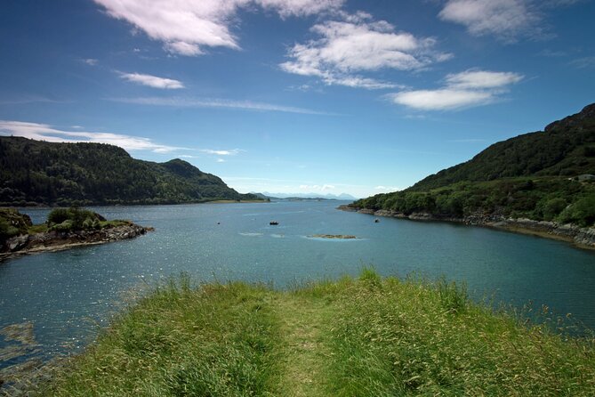 Inverness: 2-Day Isle of Skye, The Fairy Pools & Highland Castles - Broadford lunch and Eilean Donan Castle
