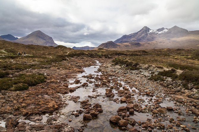 Isle of Skye and Eilean Donan Castle Day Tour from Inverness - Portree gives you food, color, and a proper break