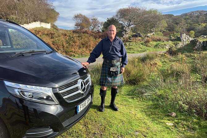 Isle of Skye Day Tour - Portree gives you an hour to eat and wander