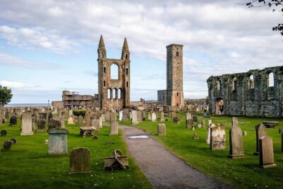 Kingdom of Fife & St Andrews Full-Day Guided Private Tour in a Premium Minivan