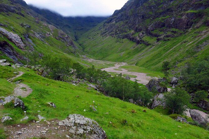 Loch Ness , Heilan Coos ,Great Glen , Fort William and Glencoe - Fort William and a look toward Ben Nevis