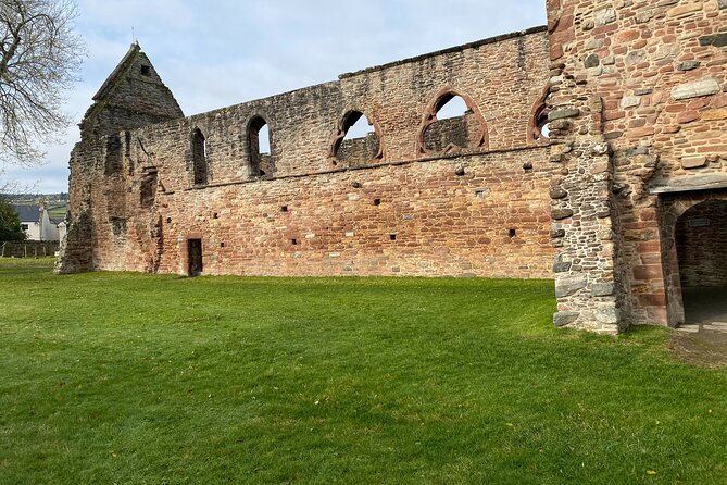 loch Ness, Inverness and Outlander Sites From Invergordon Port - Loch Ness views without a cruise
