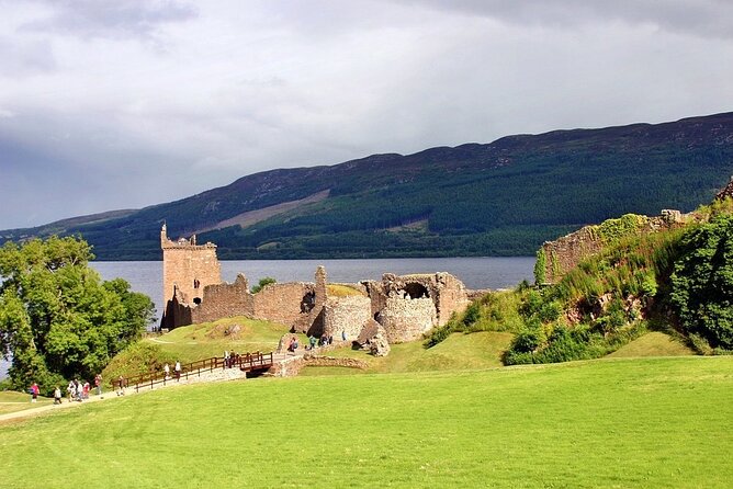 Loch Ness , Outlander , Inverness Castle , Clava and Culloden - Why this private Highland route works