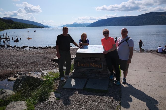 Loch Ness Shore Tour from Invergordon - Cawdor Castle: a strong first choice for castle lovers