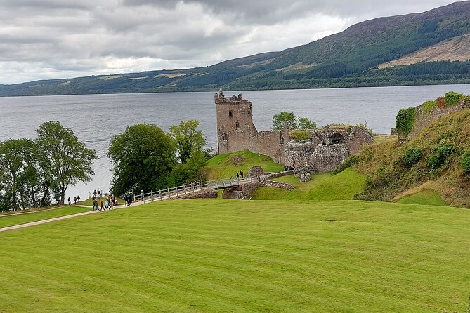 Loch Ness Tour - Urquhart Castle beside Loch Ness