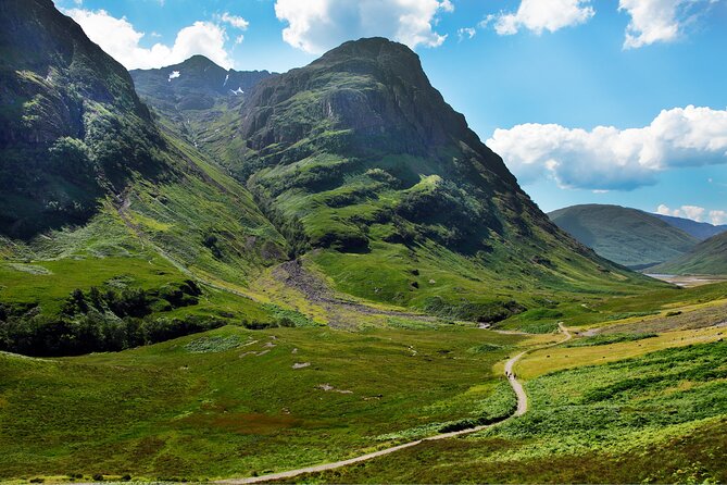 Luxury Private Tour of The Highlands & Loch Ness from Edinburgh - Kilmahog and the Highland cows
