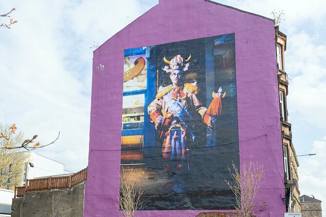 Merchant City Music Walking Tour of Glasgow - The Clutha Bar sets the tone