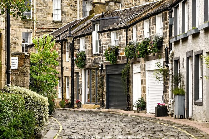 Off The Beaten Path Edinburgh: Dean Village Private Walking Tour - Why Dean Village is worth leaving the Royal Mile