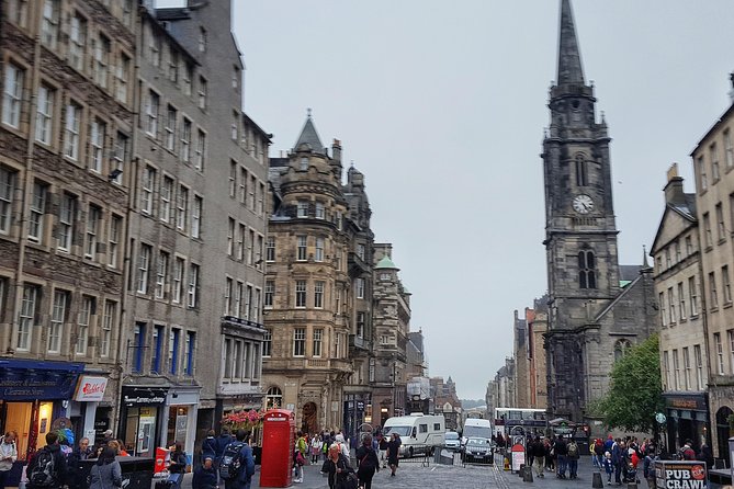 Old Town Historical and Underground Tour - Meeting at Tron Kirk on the Royal Mile
