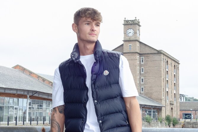 Original Dundee Photoshoot Tour - Slessor Gardens and the waterfront development