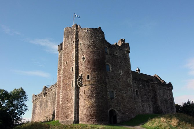 Outlander Day Tour - Blackness Castle, the stone Fort William