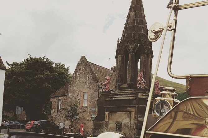Outlander Day Tour from Glasgow - Culross and the final walk through Cranesmuir
