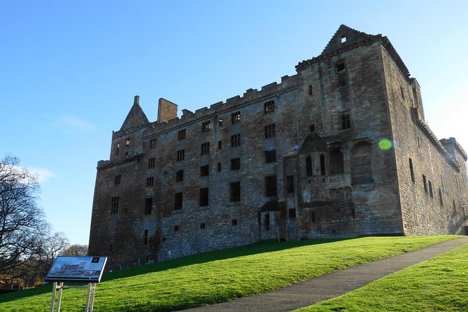 Outlander Tour - What the $781.62 group price really buys