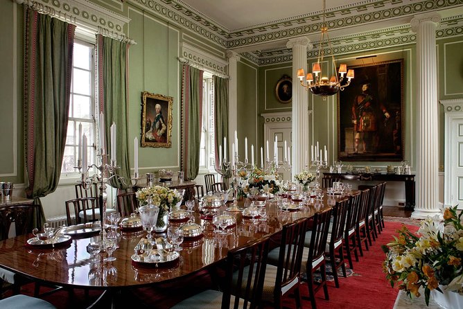 Palace of Holyroodhouse Admission Ticket - Photography, souvenirs, and the trade-off