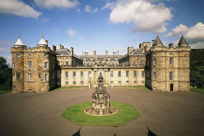 Palace of Holyroodhouse Admission Ticket - Inside the palace: rooms with royal drama