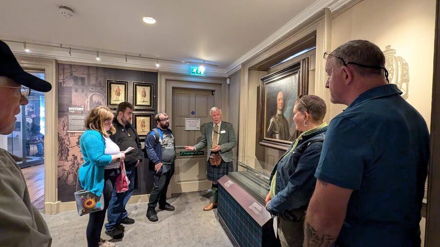 Perth: The Black Watch Castle and Museum Guided Tour - Uniforms, artefacts, and the soldiers behind them