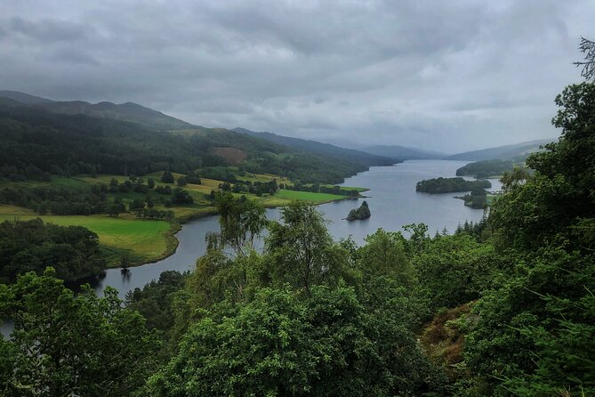 Perthshire Highlands: Private Land Rover Tour - A warm chocolate break at Iain Burnett’s