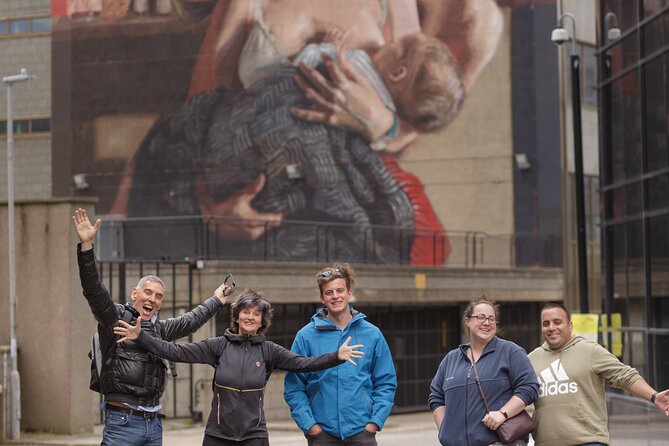 Private Aberdeen City Walking Tour - Meeting the guide at Marischal College