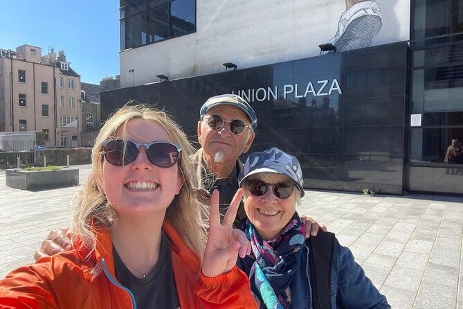 Private Aberdeen Street Art Tour - Starting at the Robert the Bruce Statue