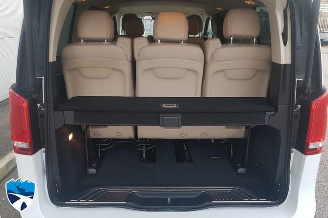 Private airport transfer from Edinburgh Airport to St Andrews - A private Mercedes V Class for the road north
