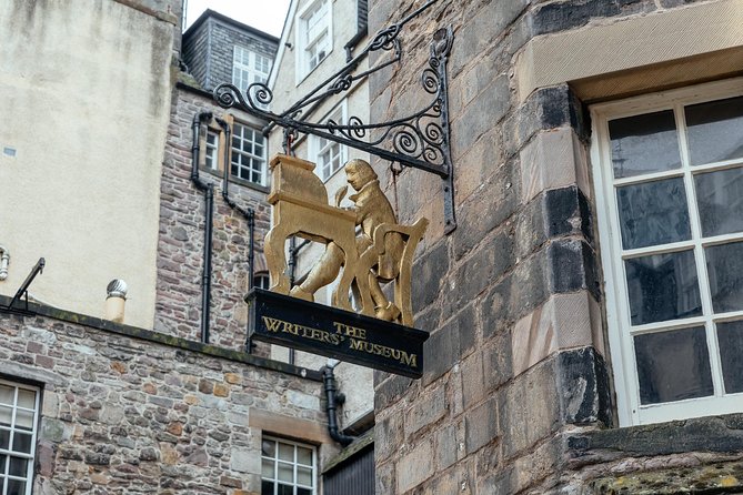 Private City Kickstart Tour: Edinburgh - Why the private format changes the experience
