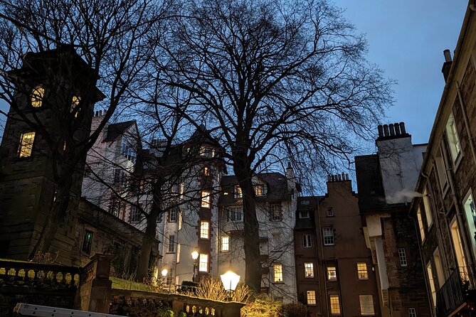 Private Dark History Tour: Eerie Edinburgh - Tron Kirk and the meaning of a tron