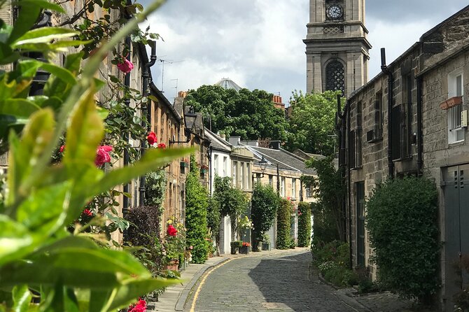 Private Edinburgh City 4-Hour Guided Tour in a black cab LEVC TX - New Town: a sharp change in mood