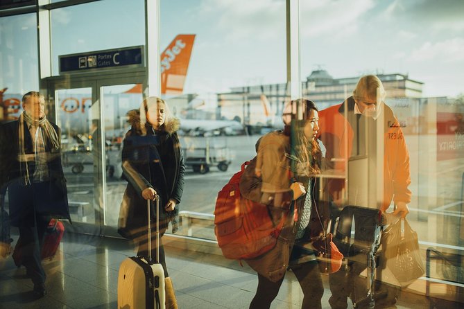 Private Edinburgh Departure Transfer - Hotel / Accommodation to Airport - Driver service and personal help
