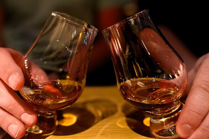 PRIVATE Edinburgh Food Tours - Old Town, Leith - Starting among Edinburgh Castle views