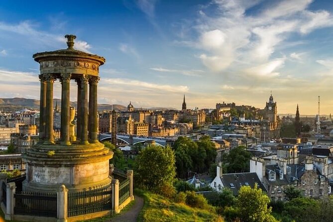 Private Edinburgh Full Day Guided Tour in a Black Cab LEVC TX - The Vennel viewpoint and castle photographs
