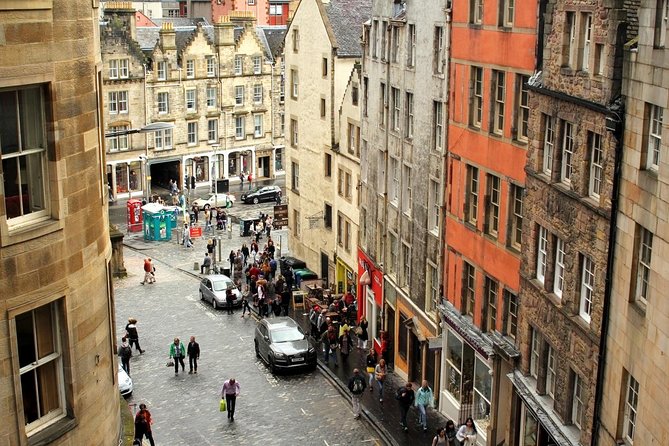 Private Edinburgh Tour for Families with a Local, 100% Personalized - Local Stories Give the Walk Its Character
