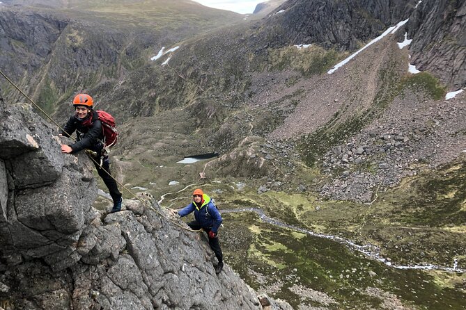 Private Guided Ridge Scrambling Experience in the Cairngorms - What this Cairngorms scrambling day really involves