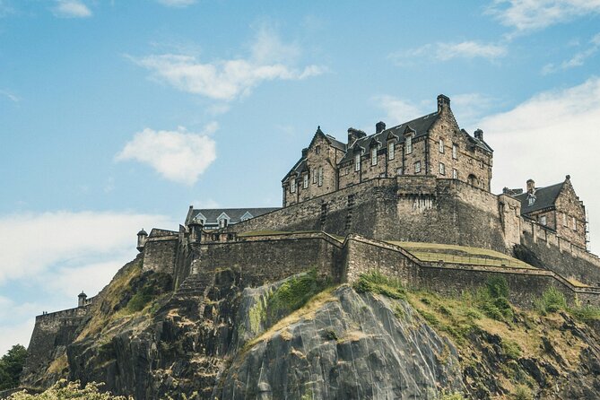 Private Half Day Tour of Edinburgh in a Black Cab - Why a black cab works well in Edinburgh