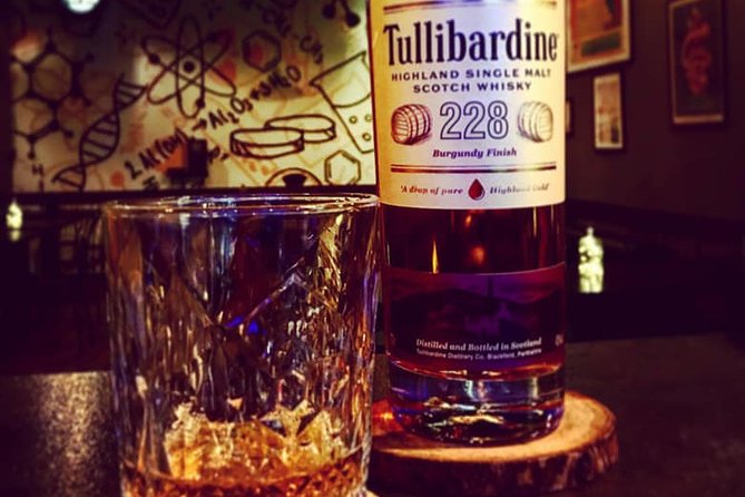 Private Highland Whisky, Stirling Castle and Linlithgow Palace Tour - Edinburgh - What the private format adds