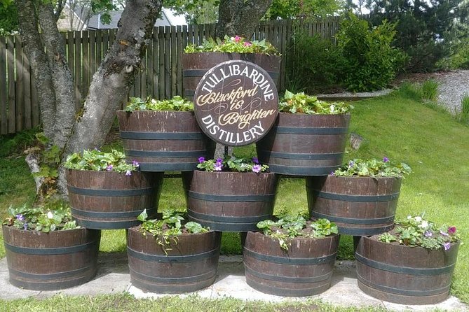 Private Highland Whisky Tour- Three distilleries - From Edinburgh - Who should book this whisky day?
